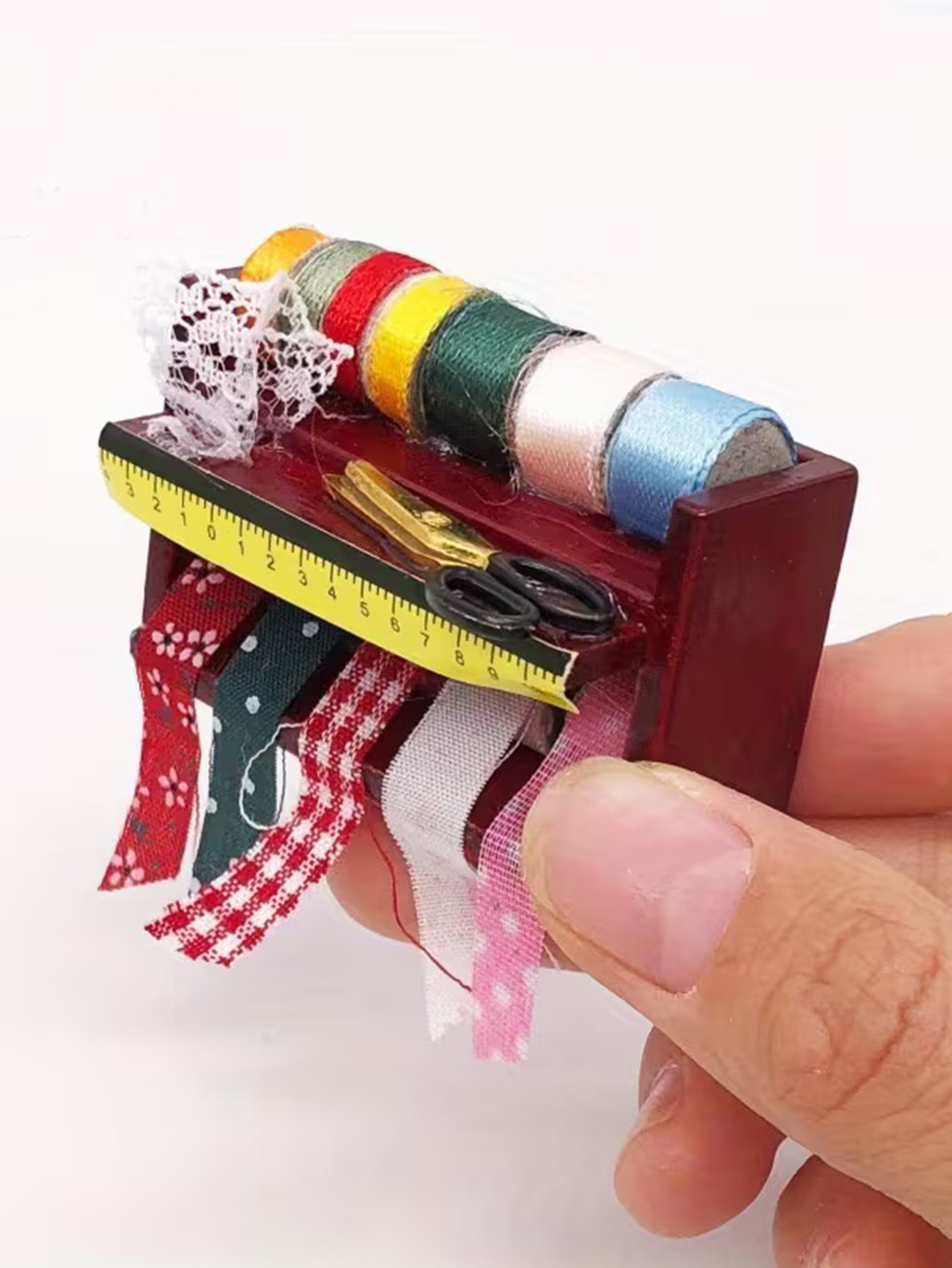 Dollhouse Mini Sewing Box with - Wood Woodworking 评论和价格